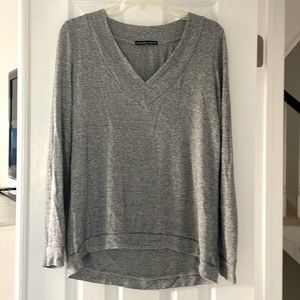 Harlow and Graham Sweater Size Medium